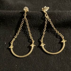 Elegant Gold Chain Drop Earrings